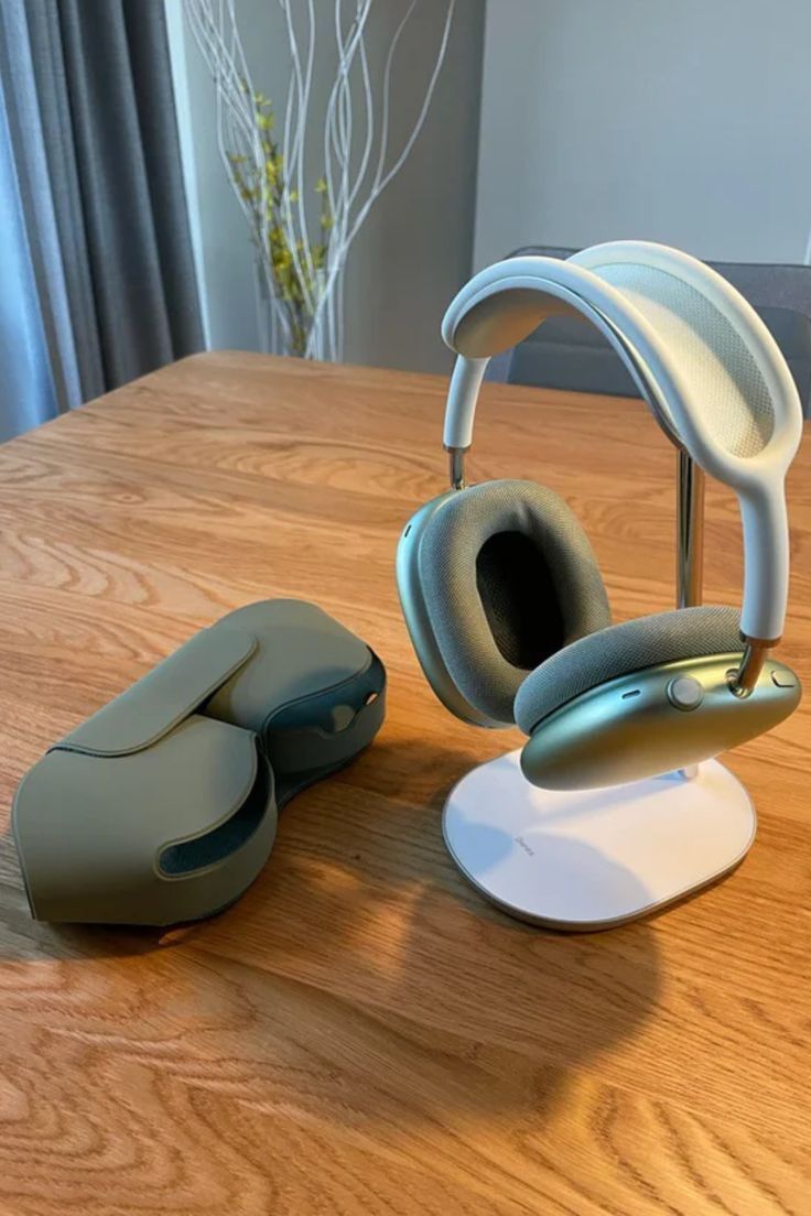 P9 Headphones
